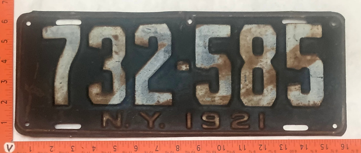 1921 New York #732-585 Passenger License Plate