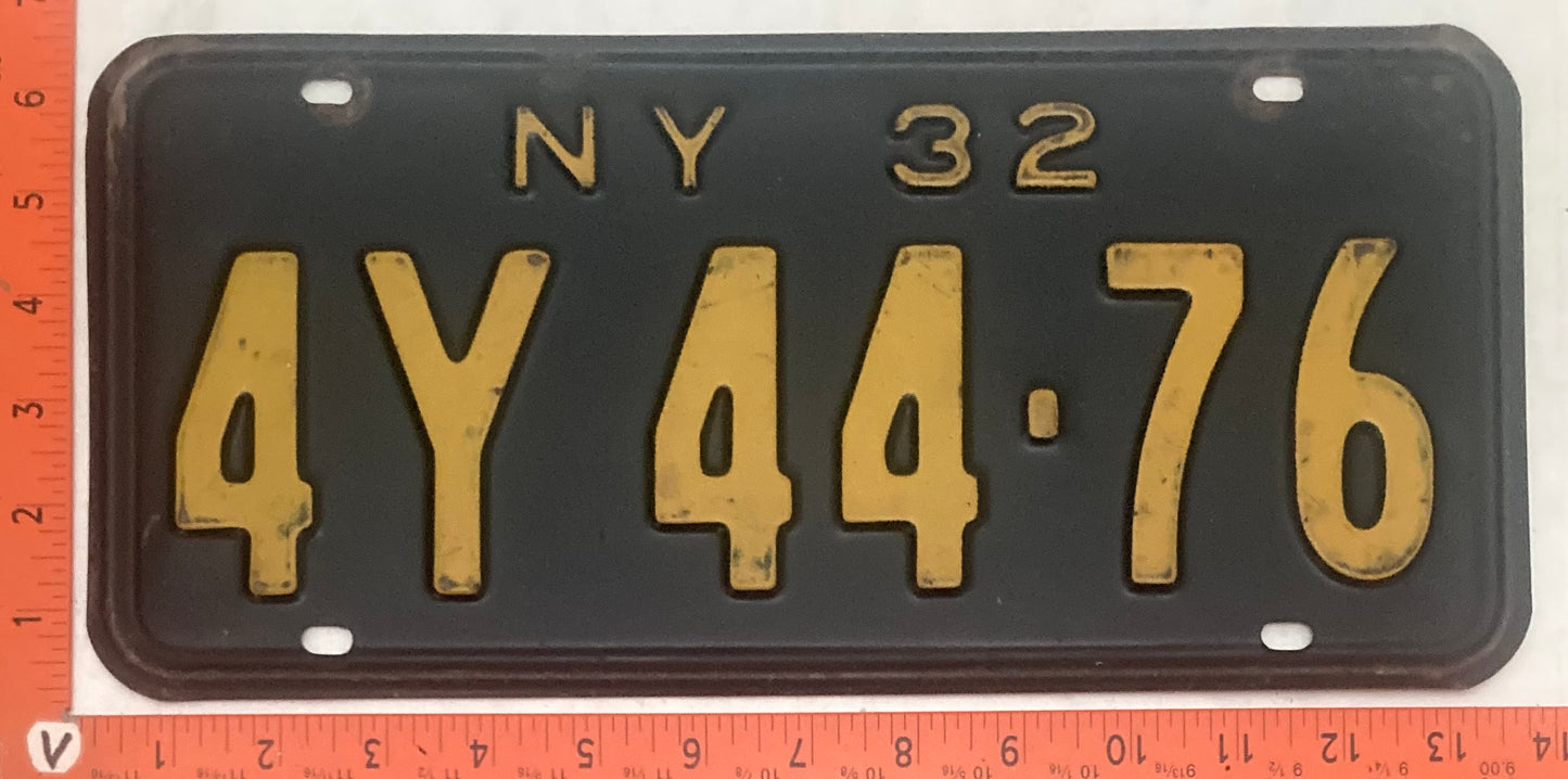 1932 New York #4Y 44-76 Passenger License Plate