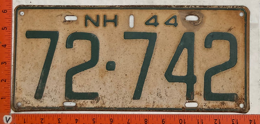 1944 New Hampshire #72-472 Passenger License Plate
