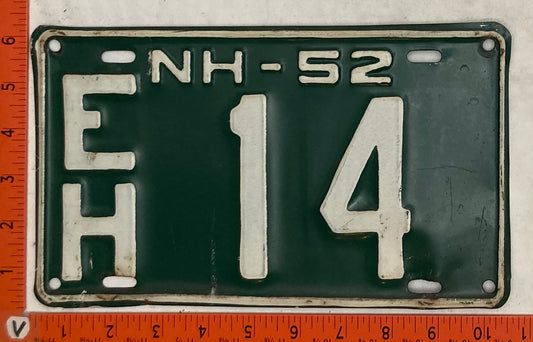 1952 New Hampshire #E/H 14 Passenger License Plate