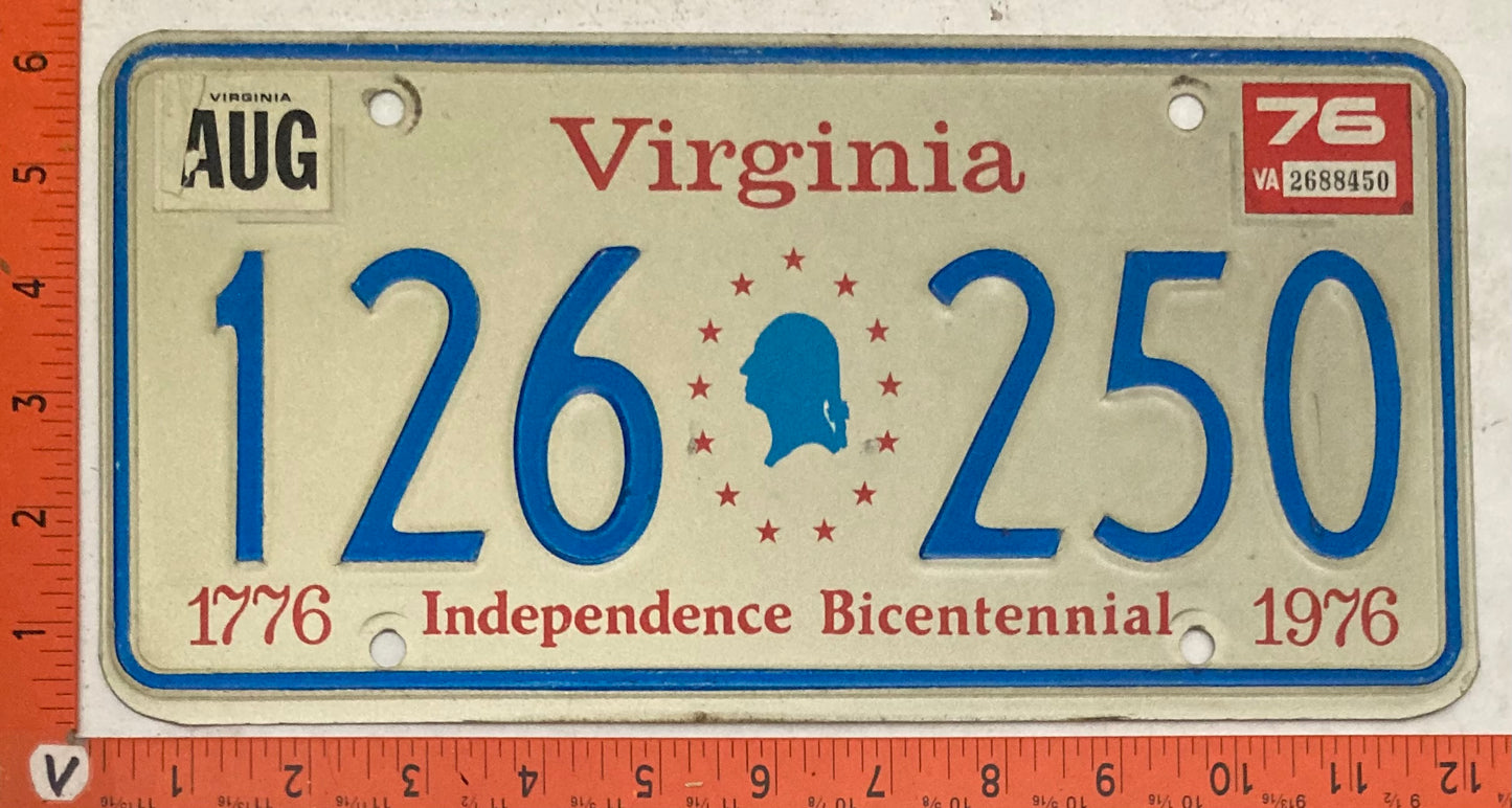 1976 Virginia #126 250 Passenger License Plate (Bicentennial base)