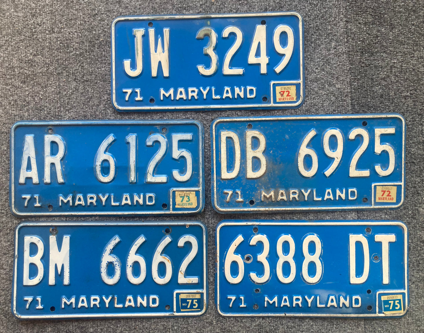Group of 5 Maryland BLUE background license plates (Crafter)