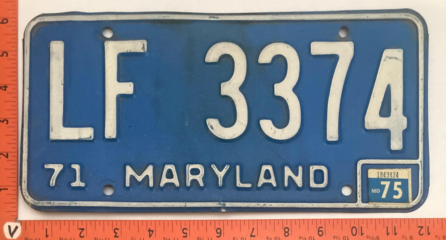 1975 Maryland # LF 3374 BLUE background license plate (Crafter)