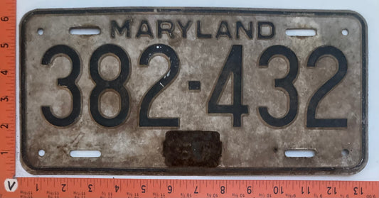 1951 Maryland #382-432 Passenger license plate (Crafter)