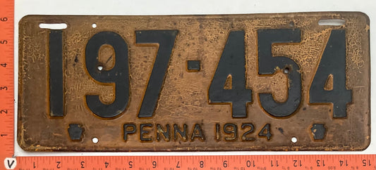 1924 Pennsylvania #197-454 Passenger License Plate