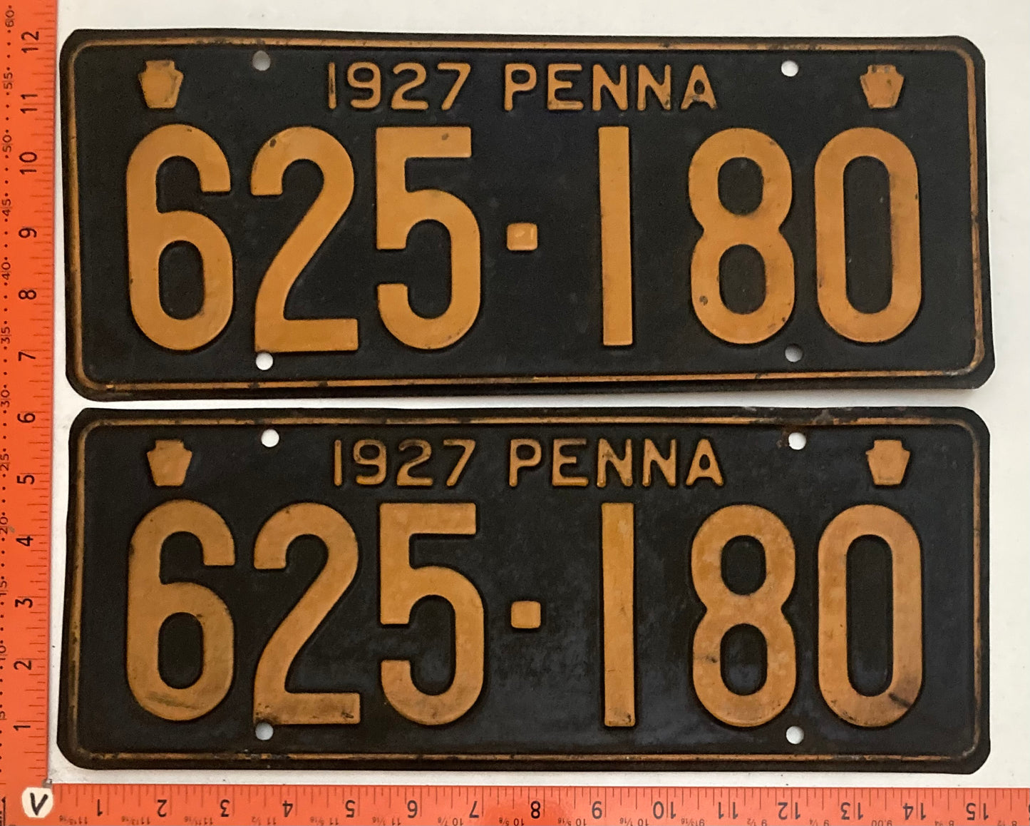 1927 Pennsylvania #625-180 Passenger License Plate  PAIR