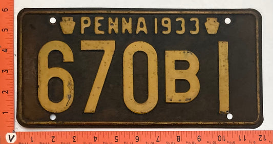 1933 Pennsylvania #670B1 Passenger License Plate