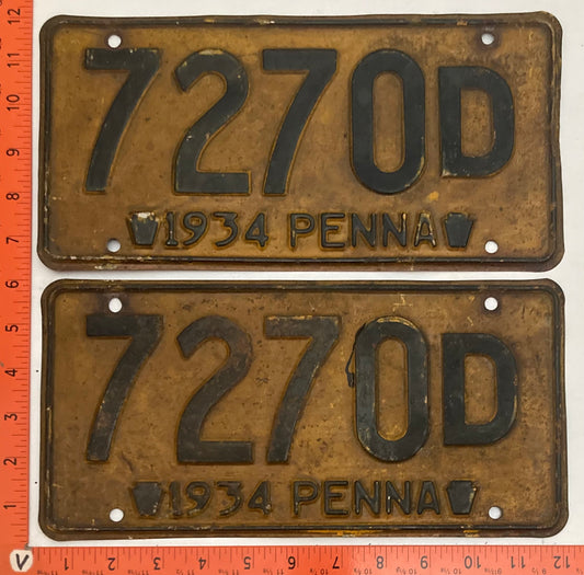1934 Pennsylvania #7270D Passenger License Plate PAIR