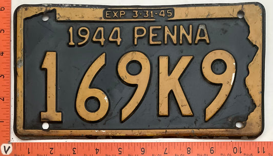 1944 Pennsylvania #169K9 Passenger License Plate