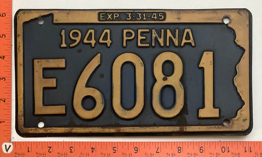 1944 Pennsylvania #E6081 Passenger License Plate