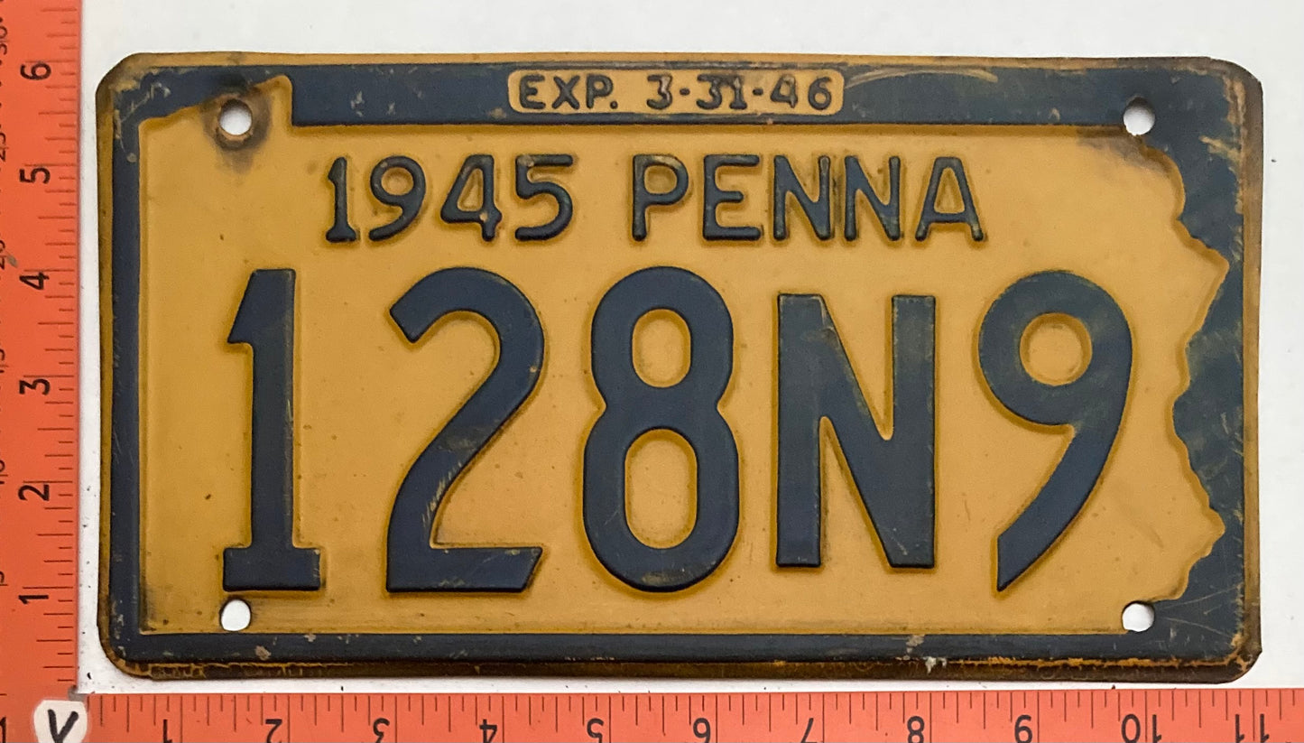 1945 Pennsylvania #128N9 Passenger License Plate