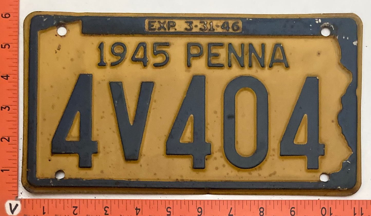 1945 Pennsylvania #4V404 Passenger License Plate
