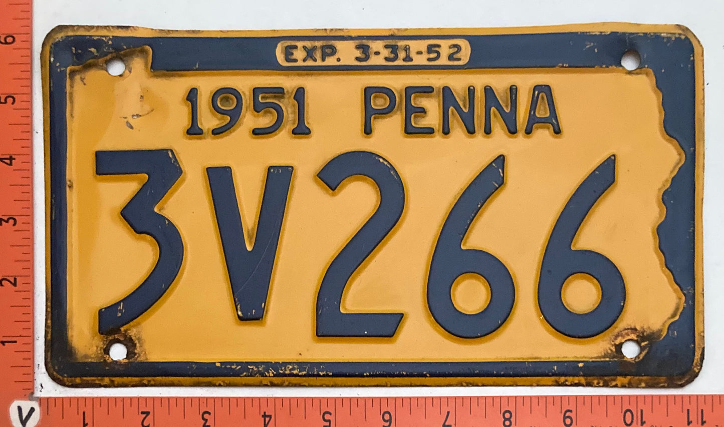 1951 Pennsylvania #3V266 Passenger License Plate