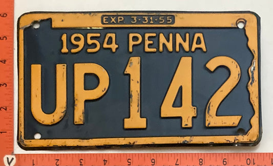 1954 Pennsylvania #UP142 Passenger License Plate