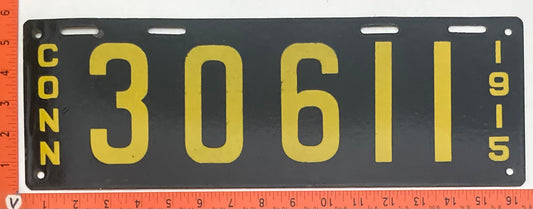 1915 Connecticut #C30611 Passenger License Plate
