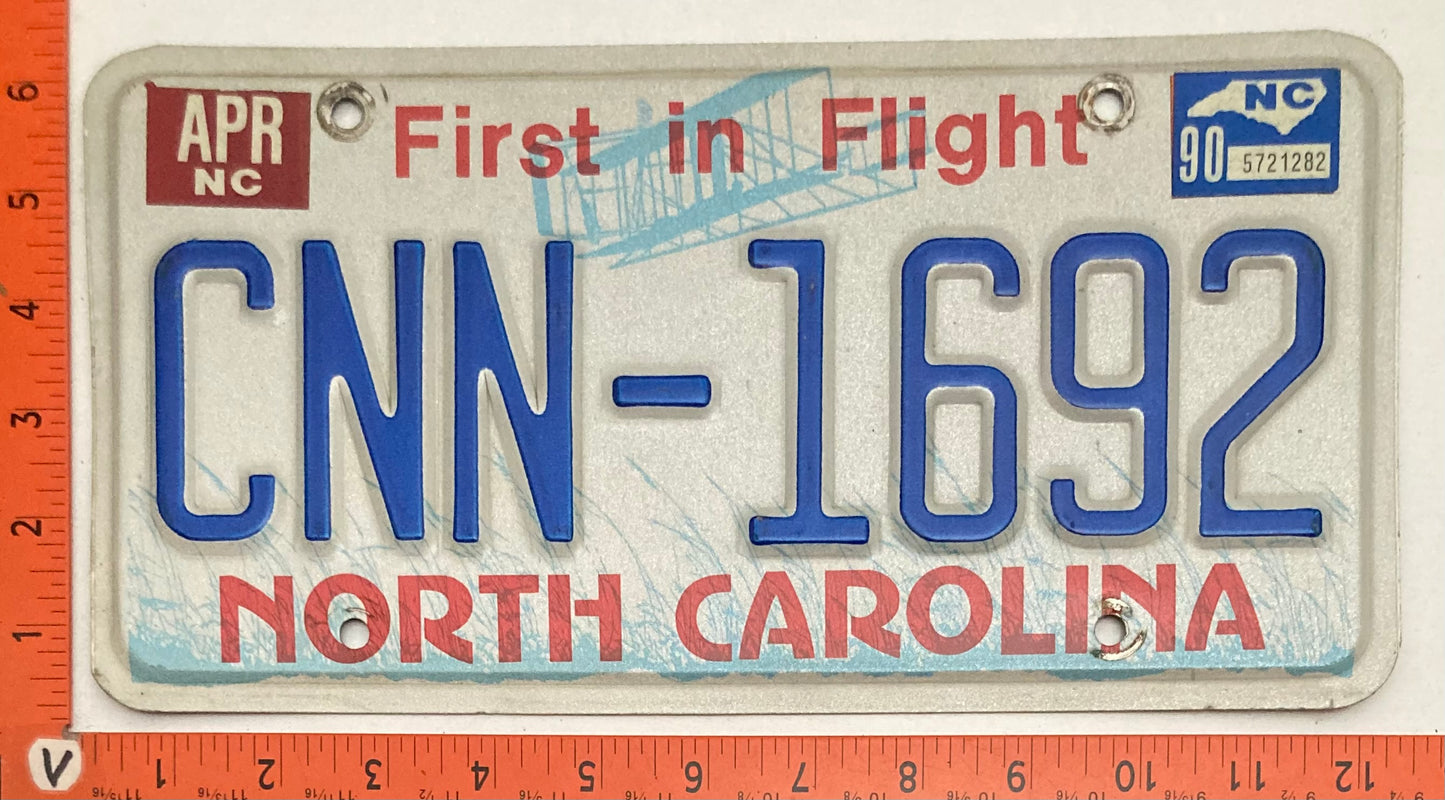 1990 North Carolina #CNN-1692 Passenger License Plate