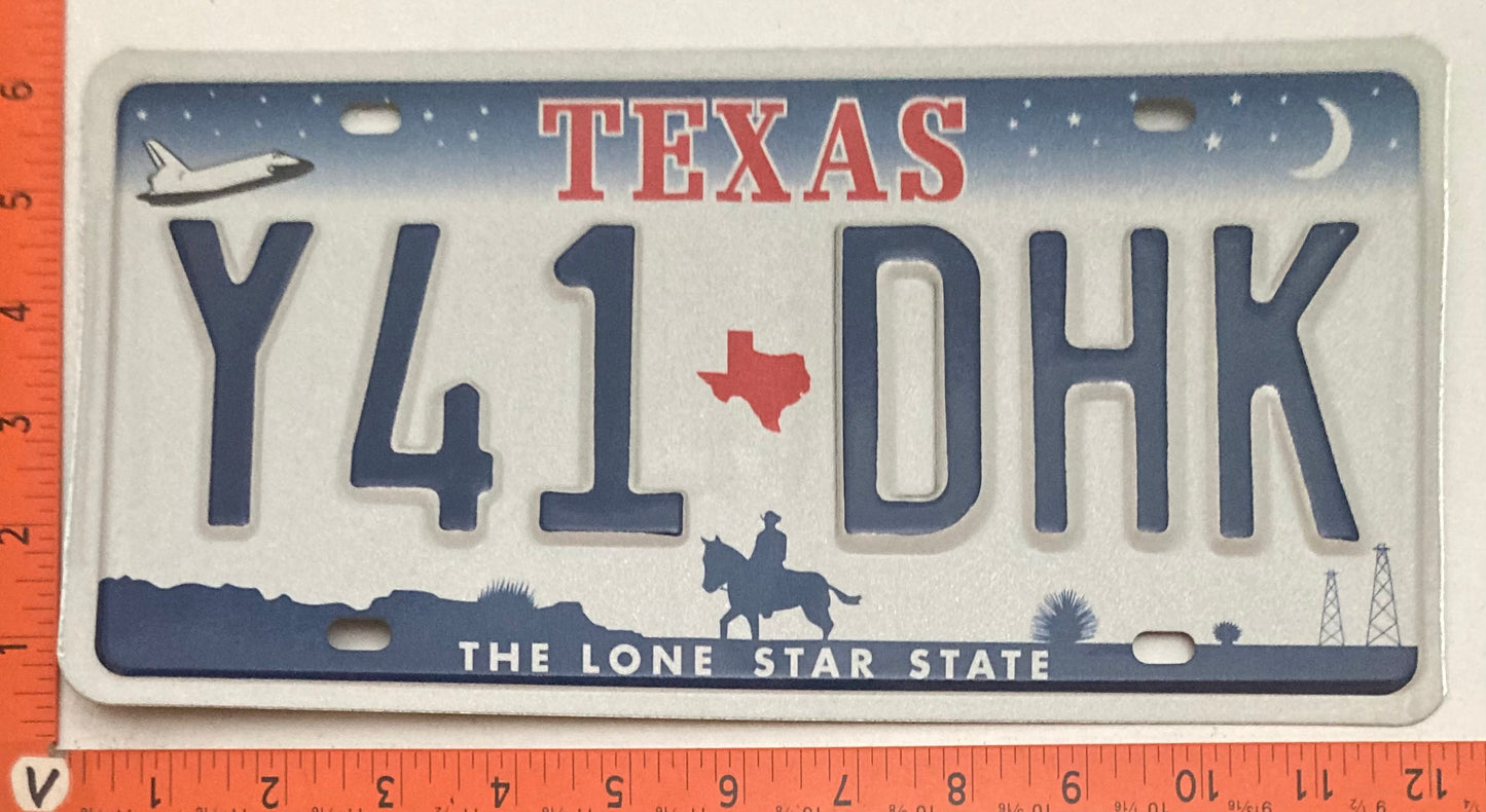 Undated Texas #Y41 DHK Passenger License Plate