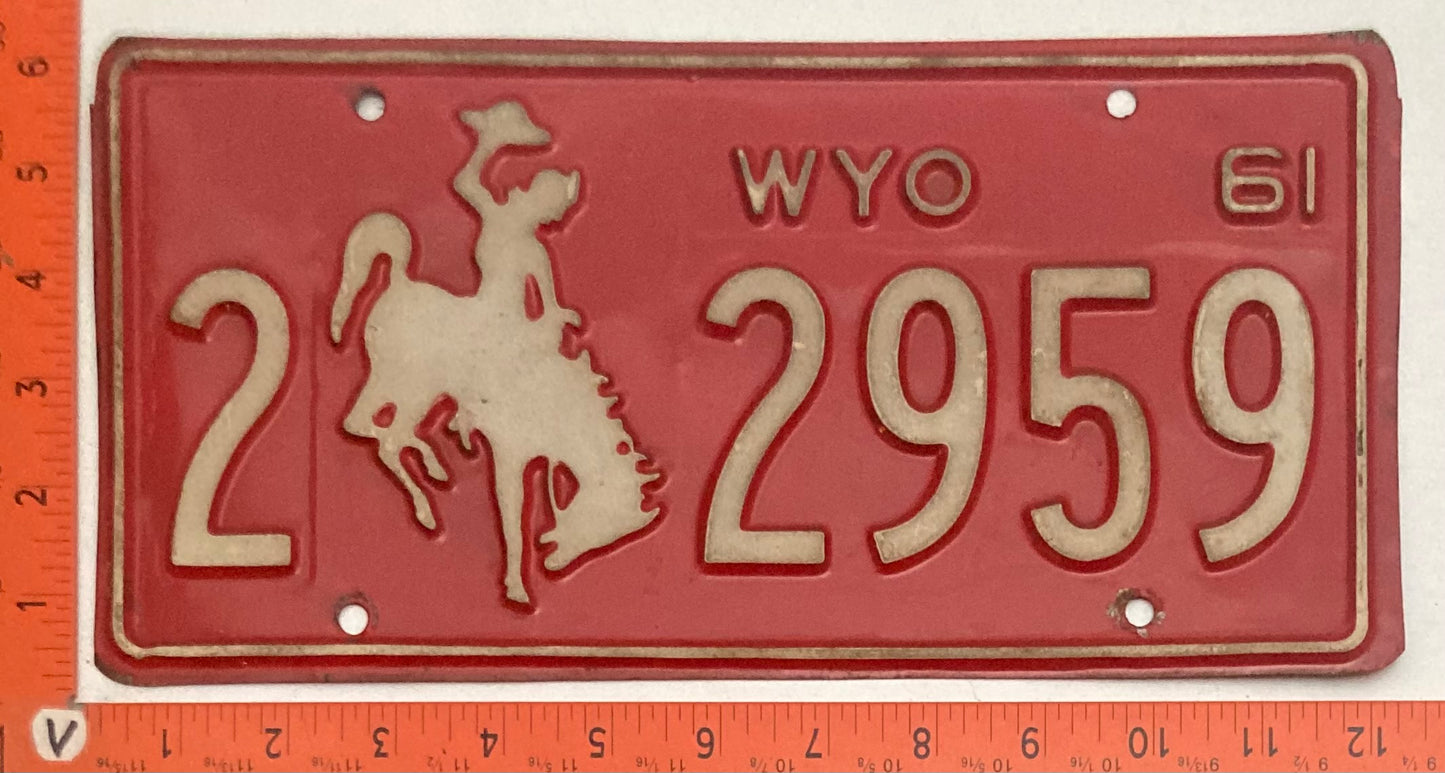 1961 Wyoming #2  2959 Passenger License Plate