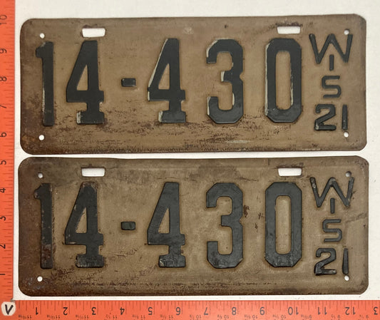 1921 Wisconsin #14-430 Passenger License Plate PAIR