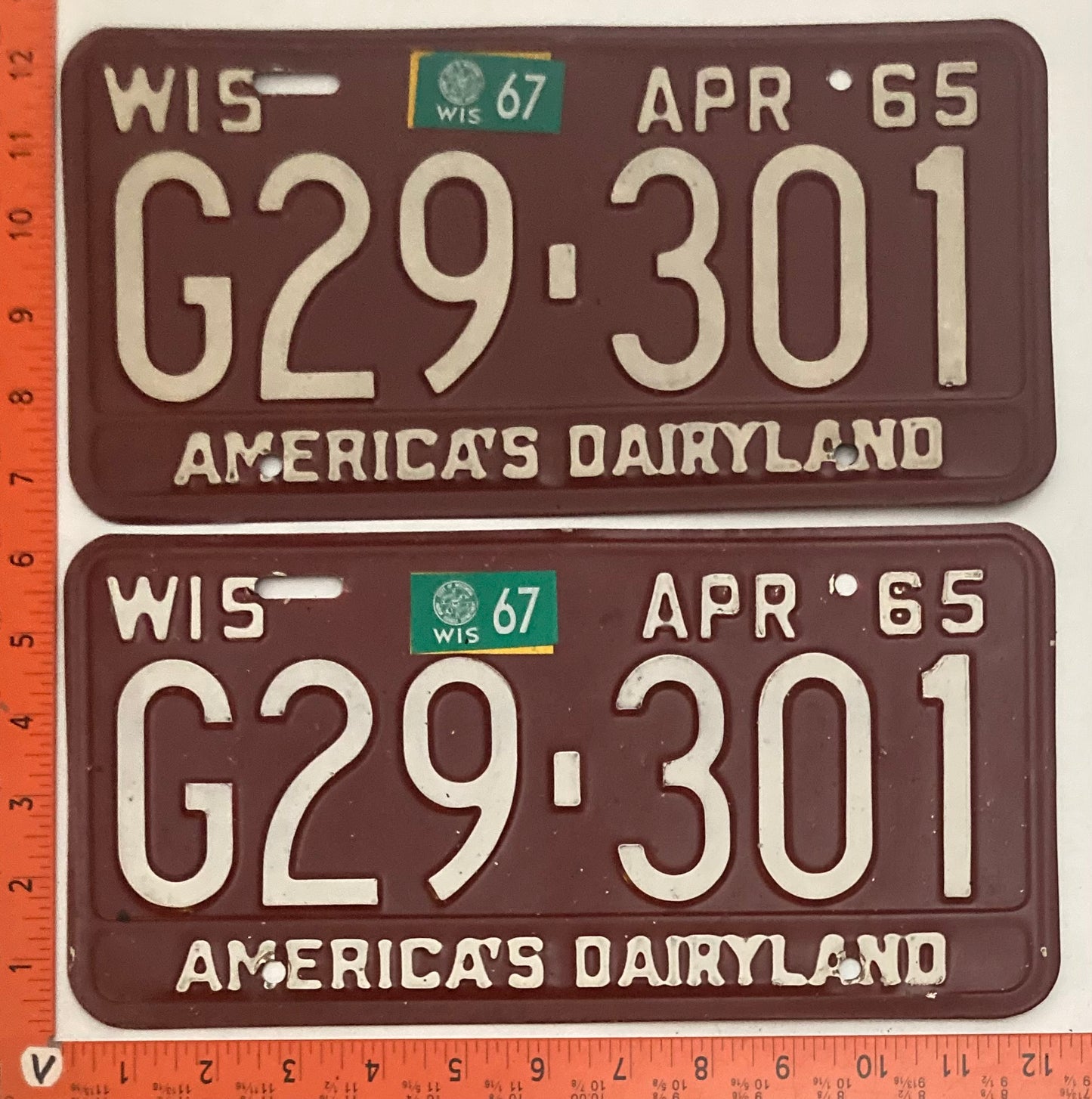1967 Wisconsin #G29-301 Passenger License Plate PAIR