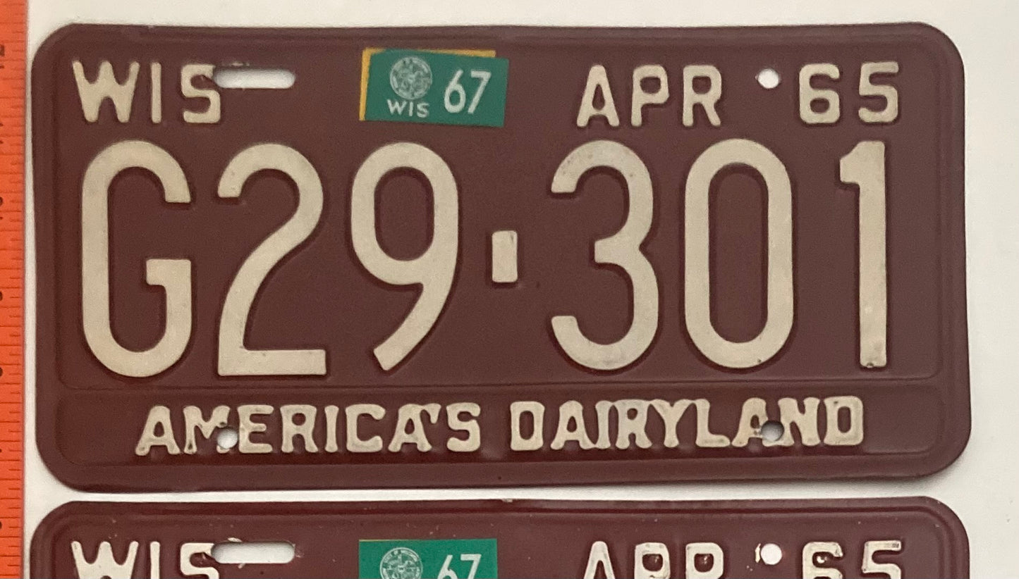 1967 Wisconsin #G29-301 Passenger License Plate PAIR