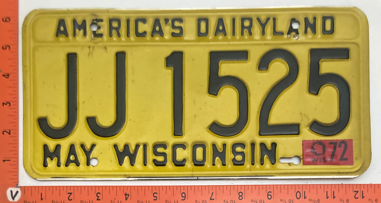1972 Wisconsin #JJ 1525 Passenger License Plate