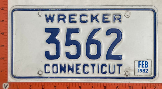 1982 Connecticut #3562 Wrecker License Plate