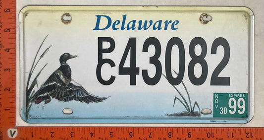 1999 Delaware #P/C 43082 Passenger License Plate