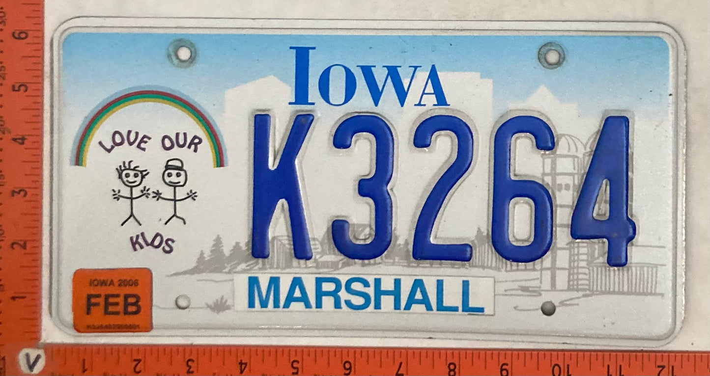 2006 Iowa #K3264 Passenger License Plate