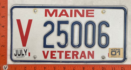 2001 Maine #V 25006 Veteran Passenger License Plate