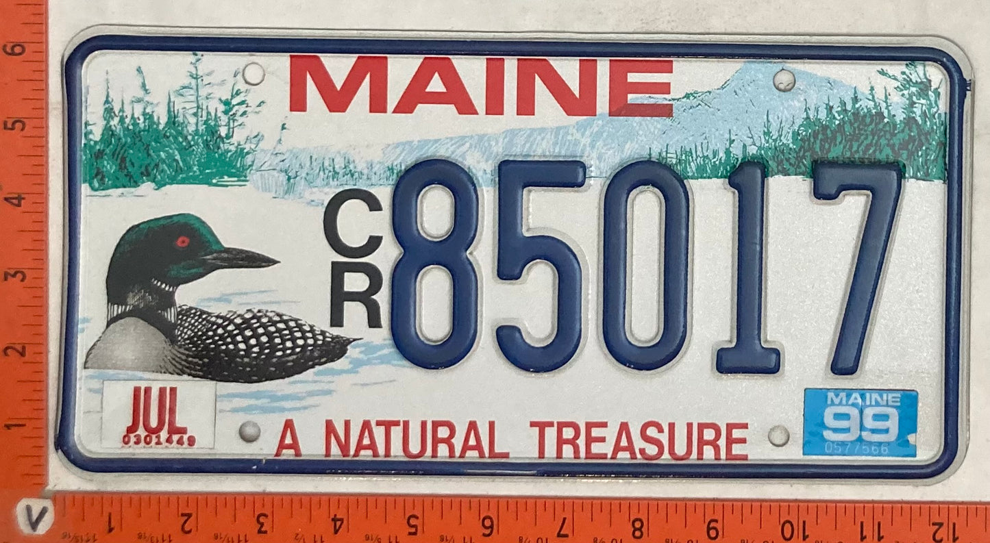 1999 Maine #C/R 85017 Passenger License Plate