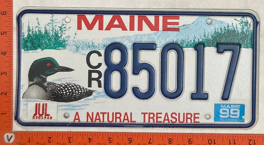 1999 Maine #C/R 85017 Passenger License Plate