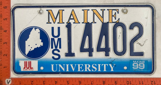 1999 Maine #14402 Passenger License Plate