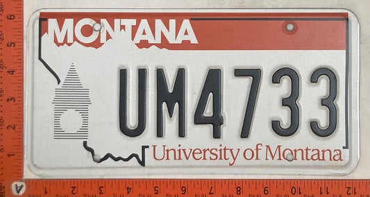 Undated Montana #UM4733 Passenger License Plate