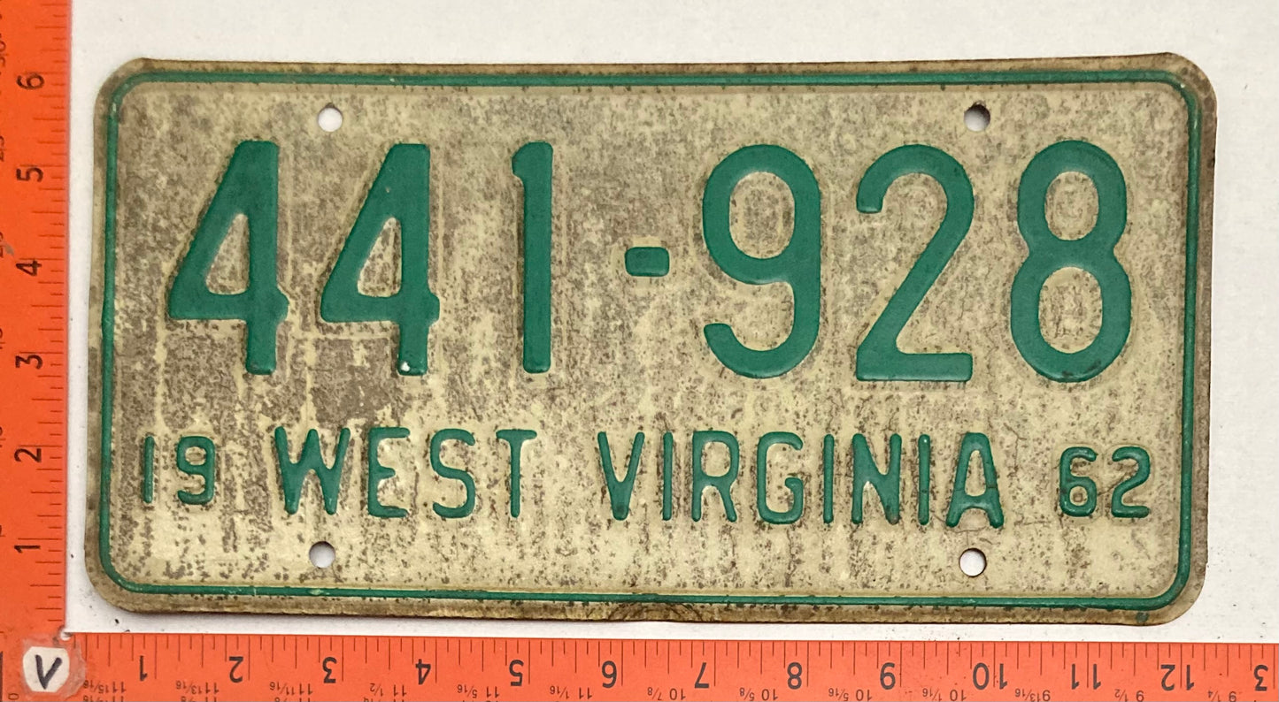 1962 West Virginia #441-928 Passenger License Plate