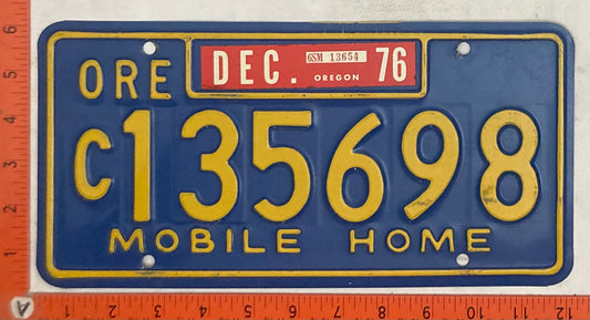 1976 Oregon #C135698 Mobile Home License Plate