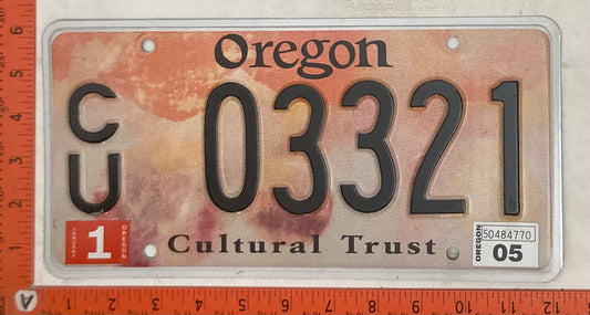 2005 Oregon #C/U 03321 Passenger License Plate