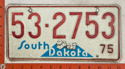 1975 South Dakota #53-2753 Passenger License Plate