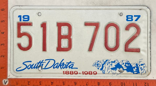 1987 South Dakota #51B 702 Passenger License Plate