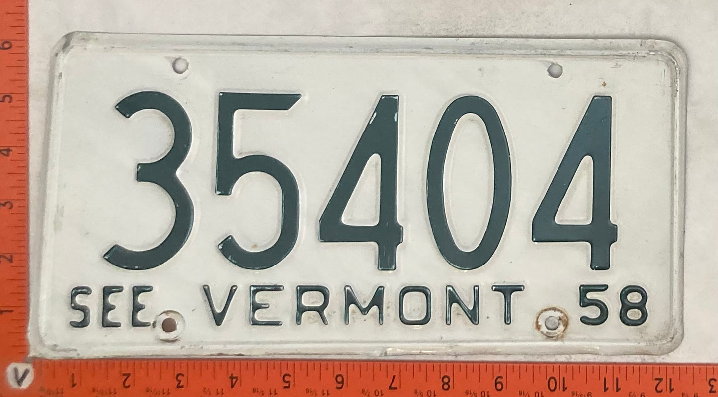1958 Vermont #35404 Passenger License Plate