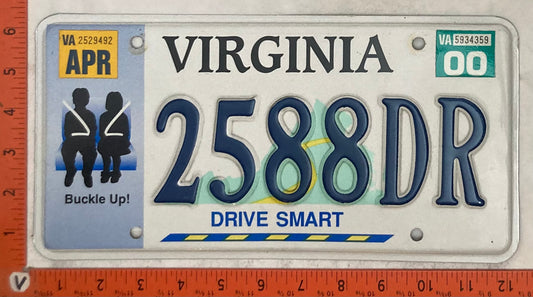 2000 Virginia #2588DR Passenger License Plate
