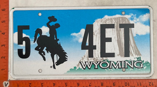 Undated Wyoming #5 4ET Passenger License Plate