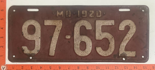 1920 Maryland #97-652 Passenger license plate