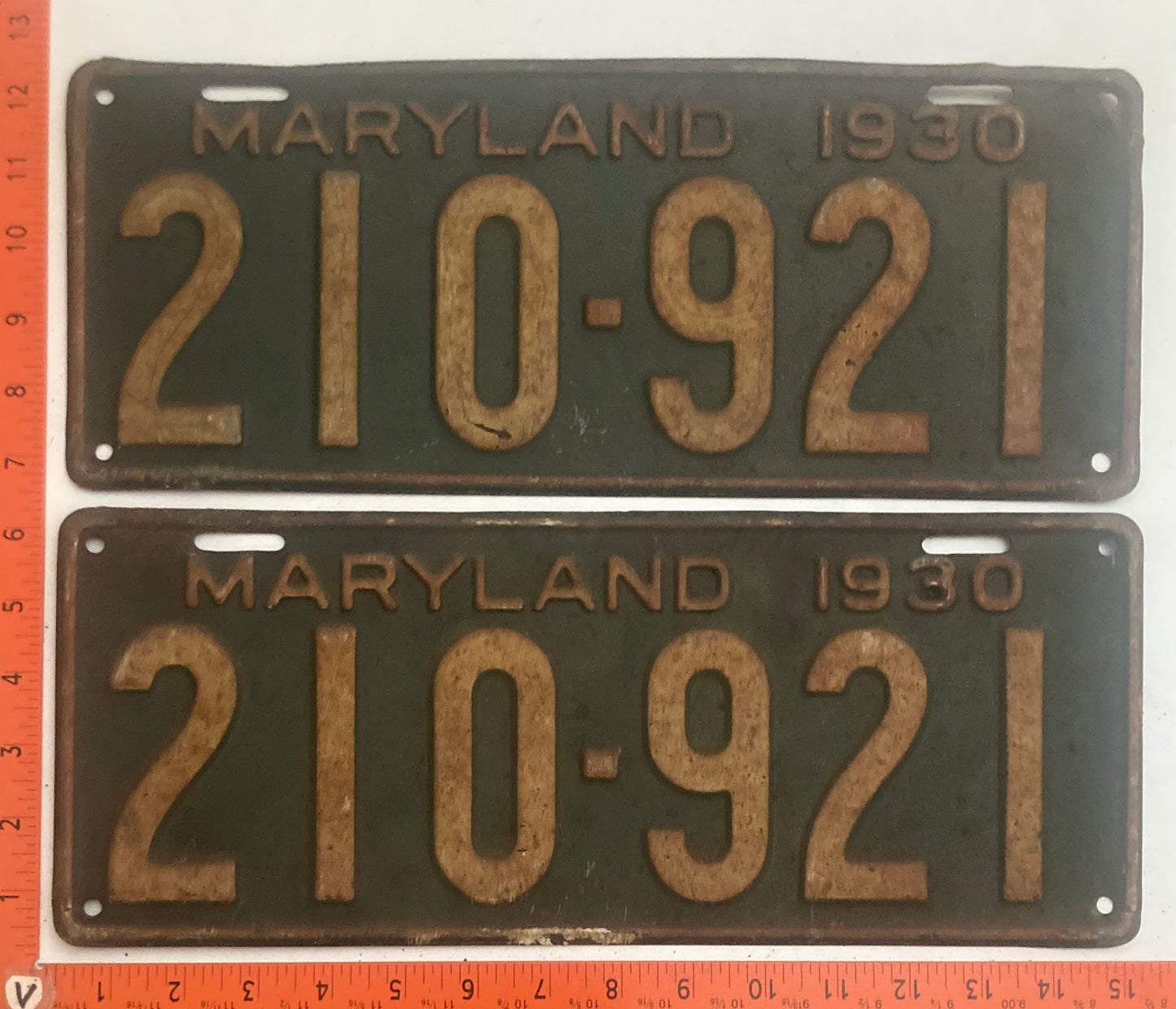 1930 Maryland #210-921 Passenger License Plate PAIR
