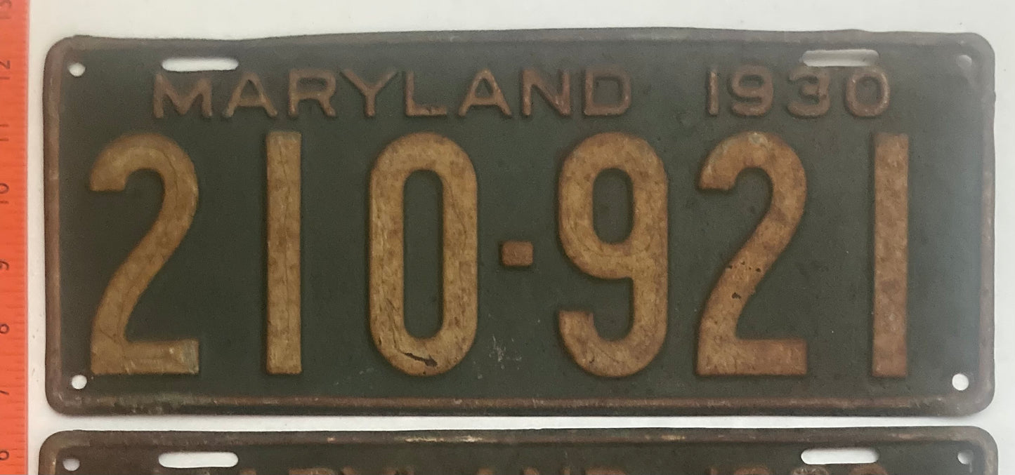1930 Maryland #210-921 Passenger License Plate PAIR