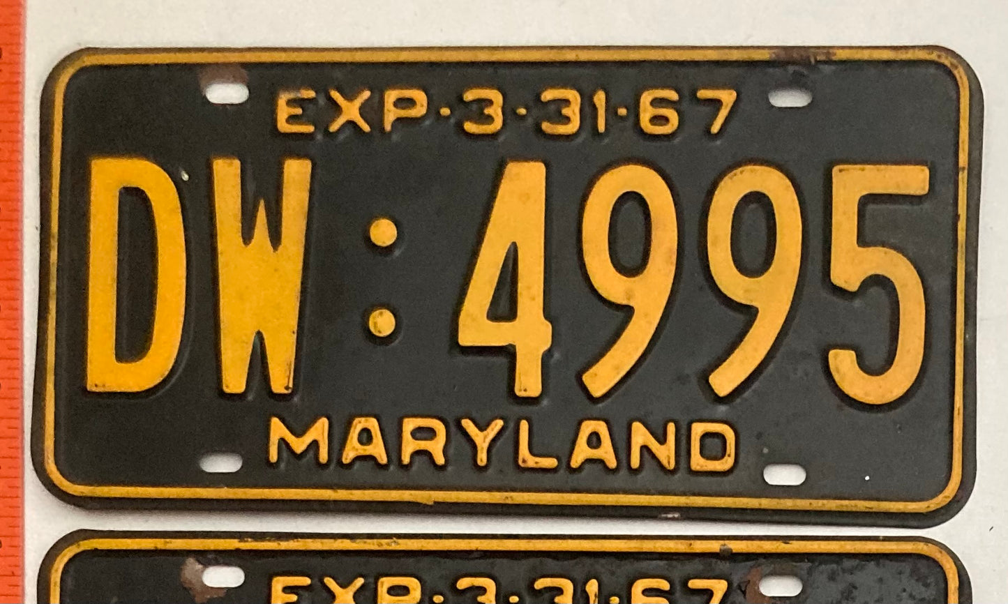 1967 Maryland #DW:4995 Passenger License Plate PAIR
