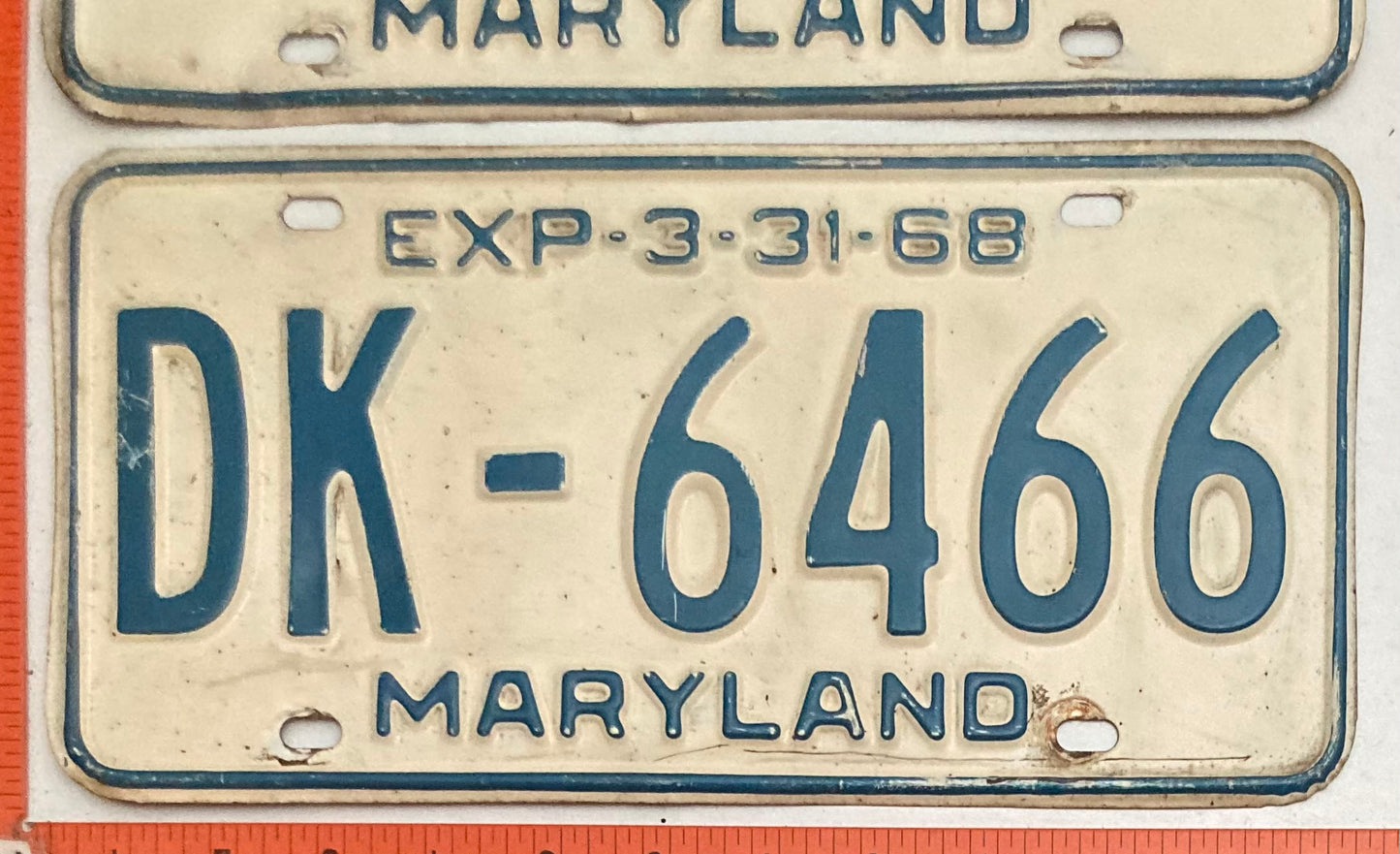 1968 Maryland #DK-6466 Passenger License Plate PAIR