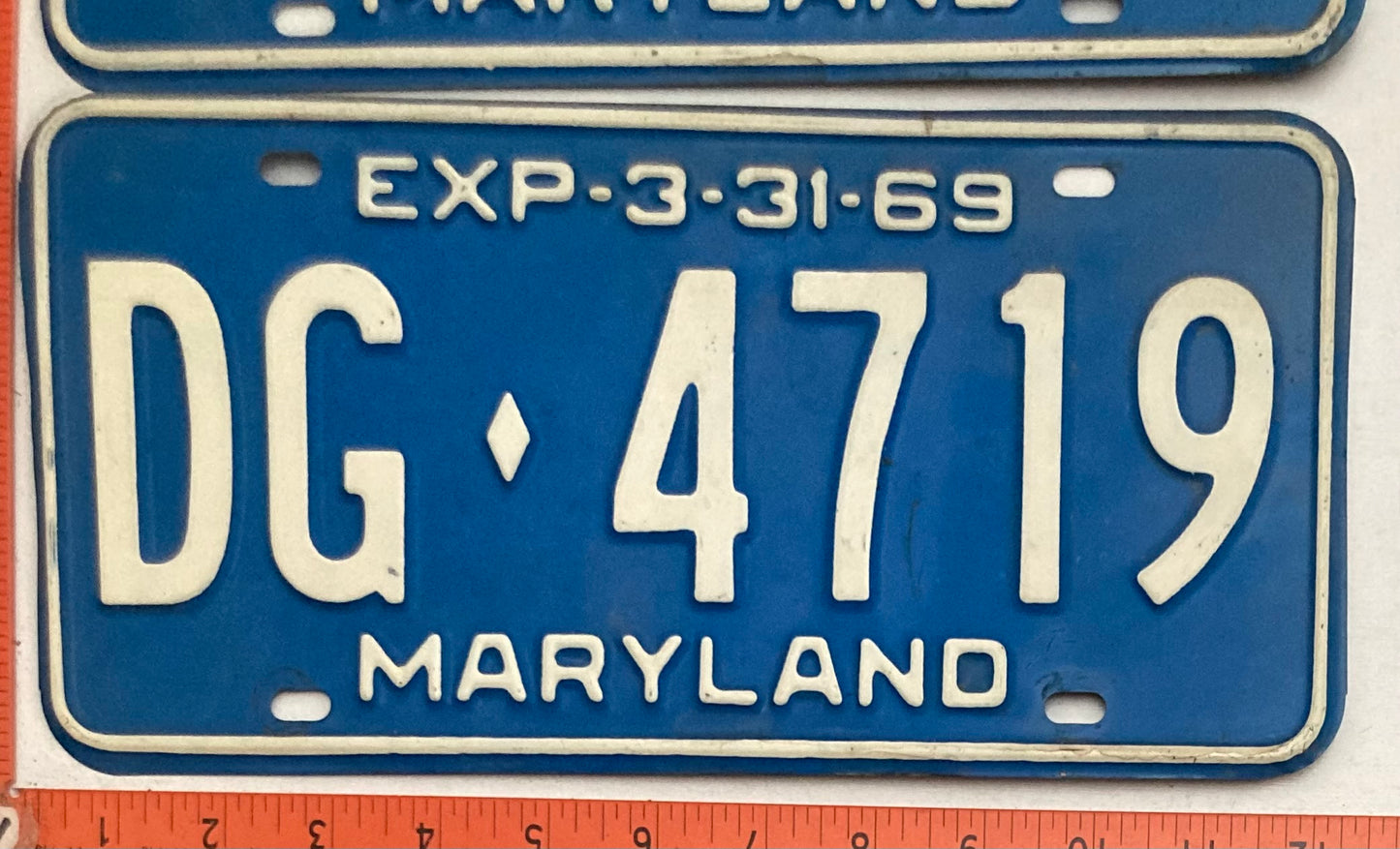 1969 Maryland #DG-4719 Passenger License Plate PAIR