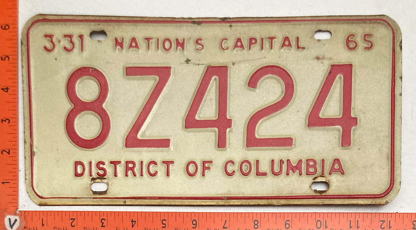 1965 Washington, DC #8Z424 Passenger License Plate