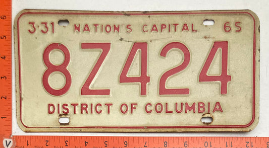 1965 Washington, DC #8Z424 Passenger License Plate